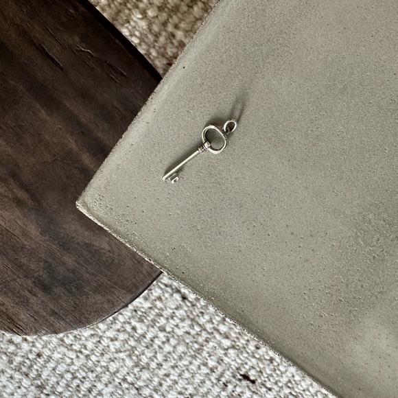 Tiffany & Co. Accessories - TIFFANY & CO KEY 🔑